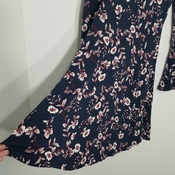George NEW Blue Burgundy Floral Print A-Line Long Bell Sleeve Dress Size XS NWT - Picture 6 of 9